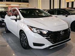 نيسان فيرسا